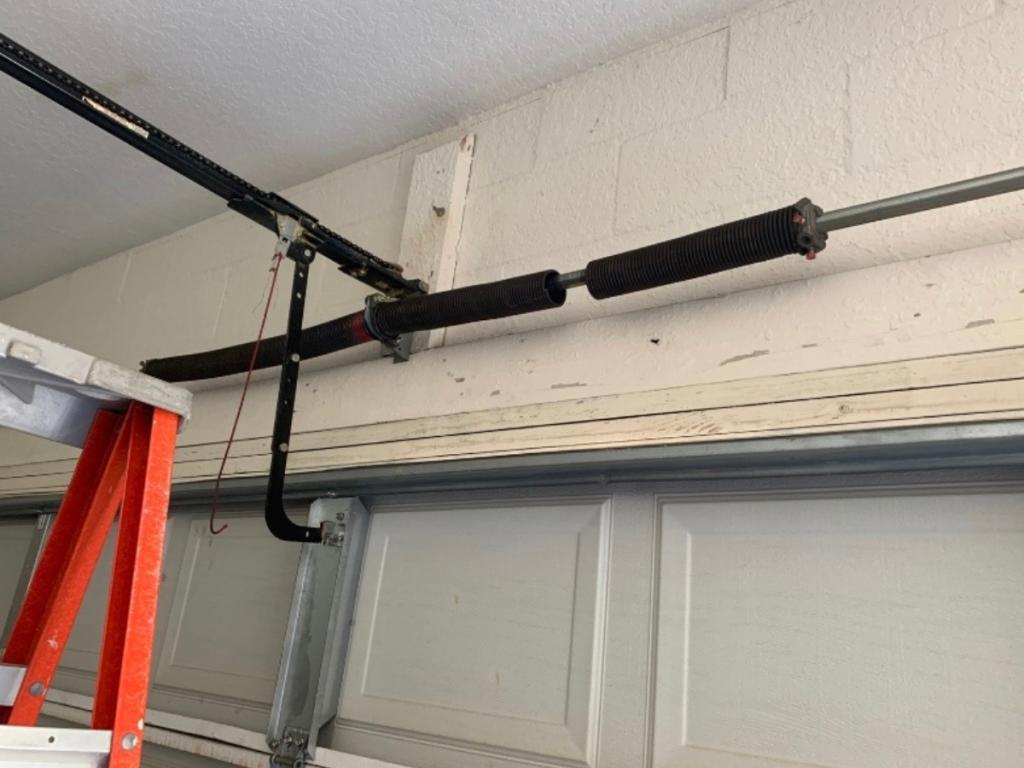 Garage door supplier